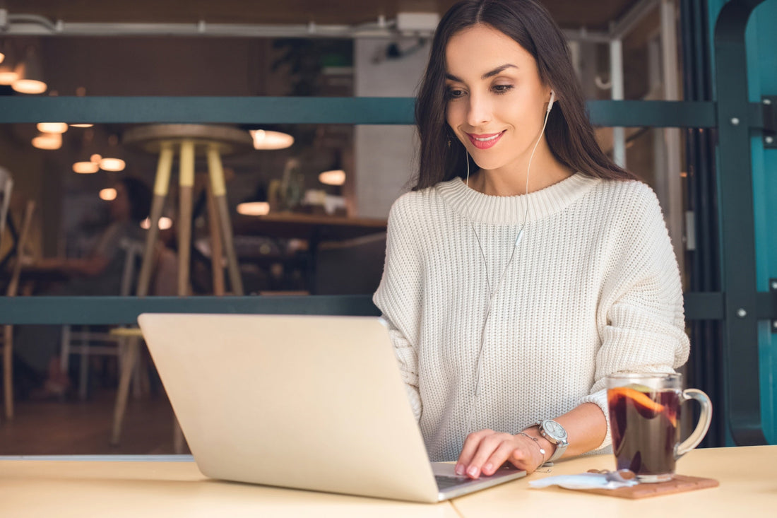 Food Handlers Certificate in Ottawa: Online vs. In-Person Training